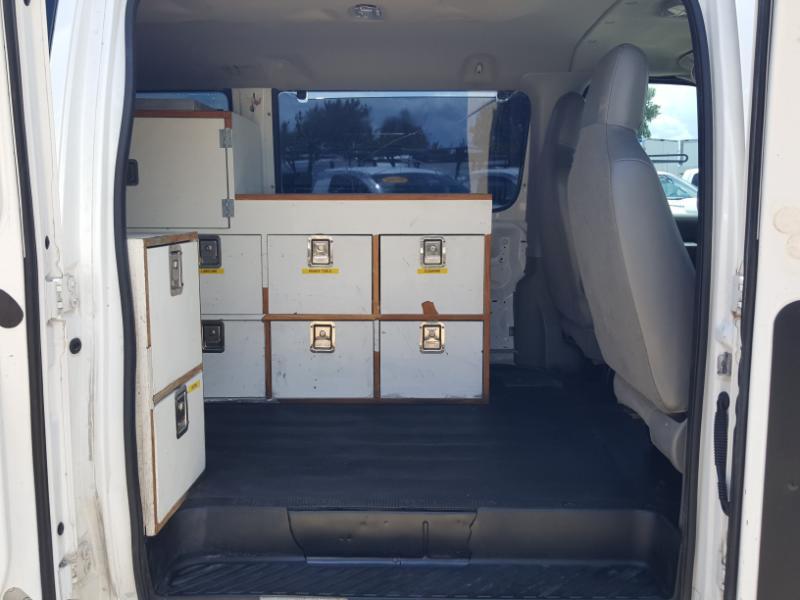 Ford Econoline E-350 Super Duty 2011