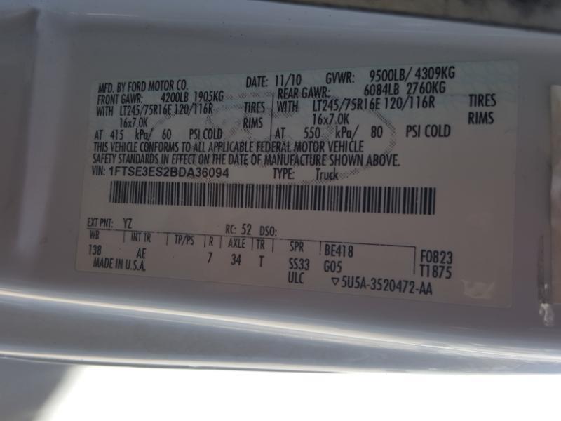 Ford Econoline E-350 Super Duty 2011