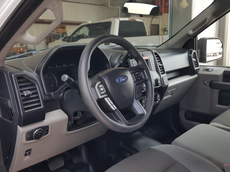 Ford F-150 XL SuperCab 2WD 2019