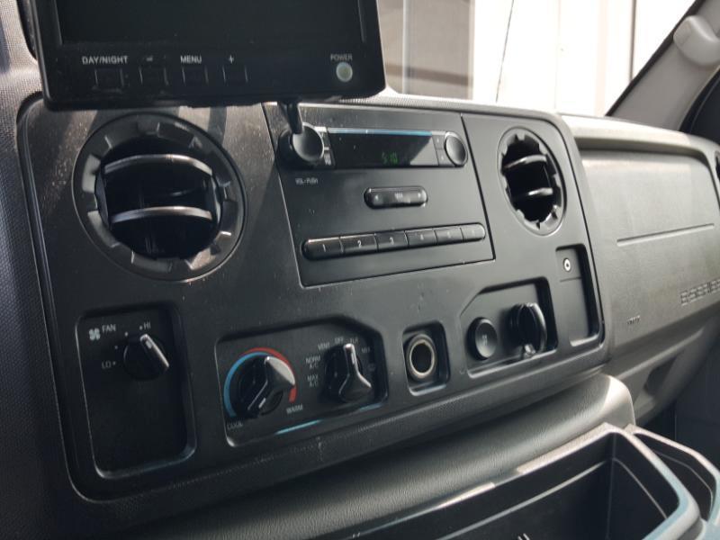 Ford Econoline E-150 2014
