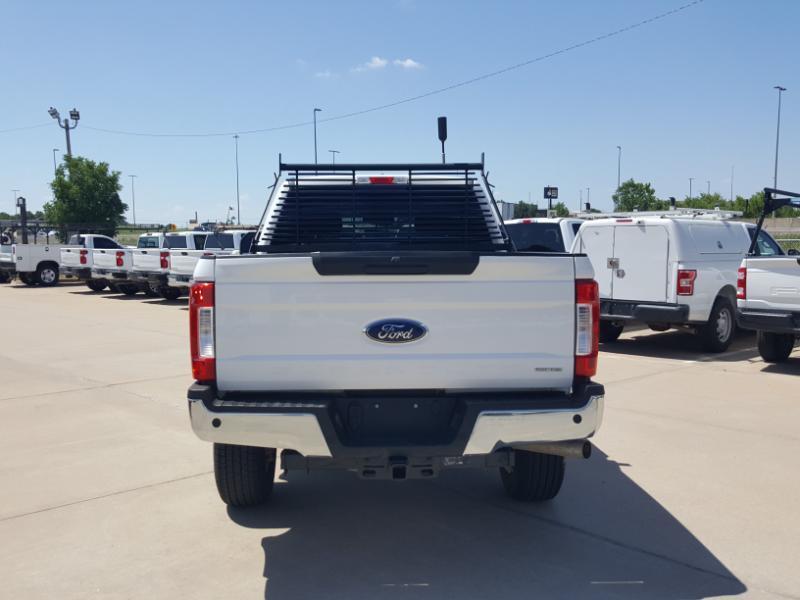 Ford F-250 SD XLT Crew Cab 4WD 2019
