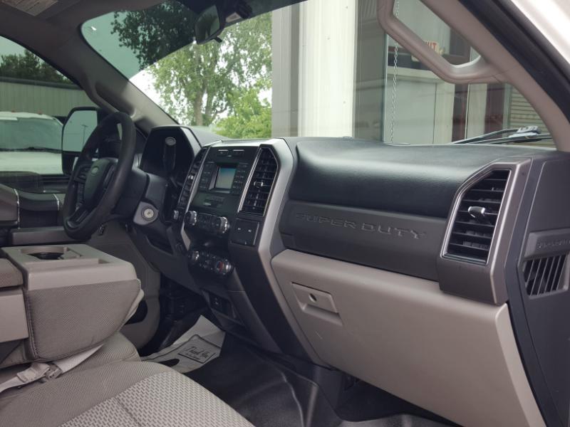 Ford F-250 SD XLT Crew Cab 4WD 2019