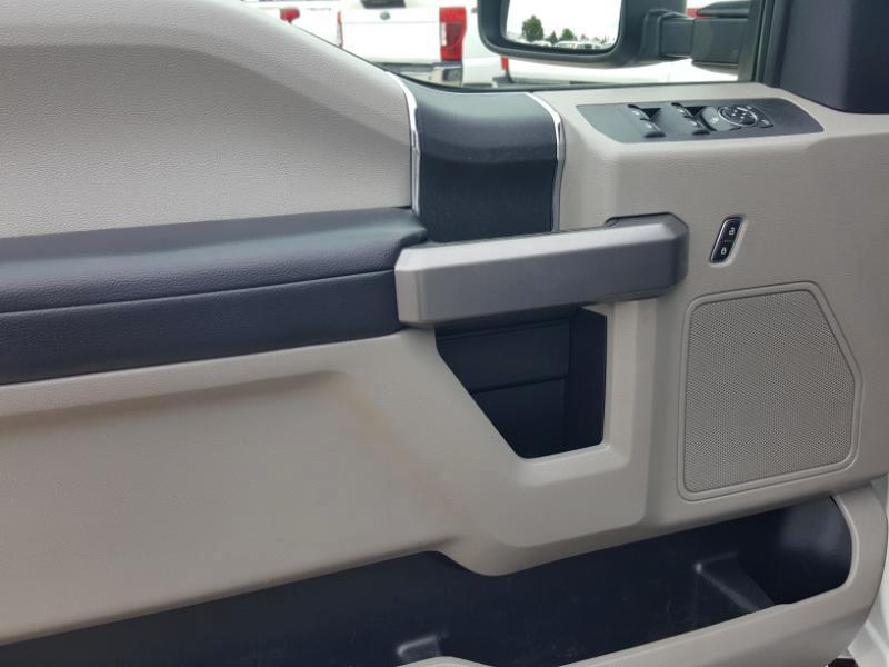 Ford F-250 SD XLT Crew Cab Long Bed 4WD 2019