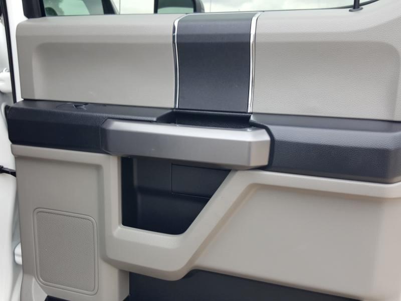 Ford F-250 SD XLT Crew Cab Long Bed 4WD 2019