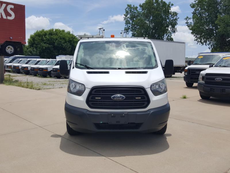 Ford Transit 150 Van Low Roof 60/40 Pass. 130-in. WB 2018