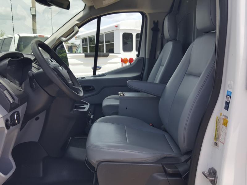 Ford Transit 150 Van Low Roof 60/40 Pass. 130-in. WB 2018