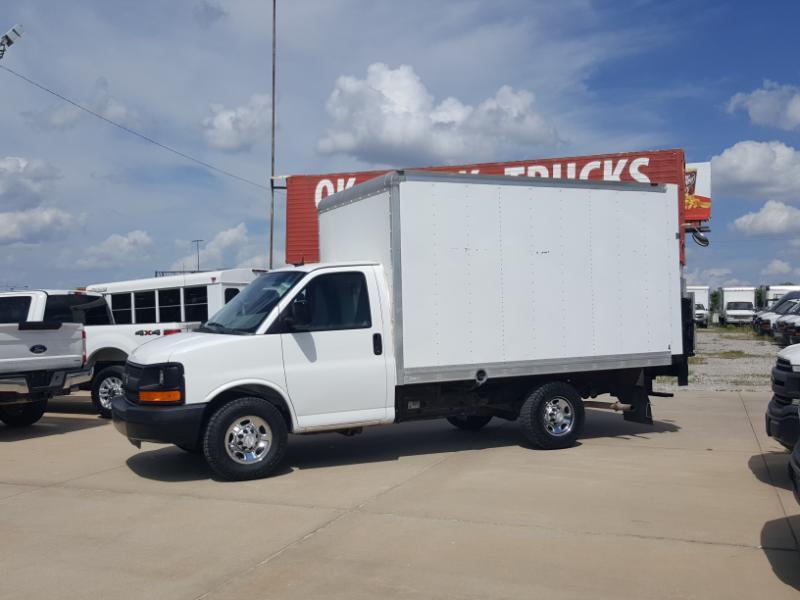 Chevrolet Express G3500 139" 2015