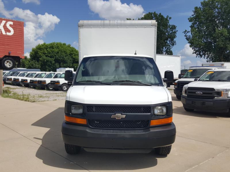Chevrolet Express G3500 139" 2015