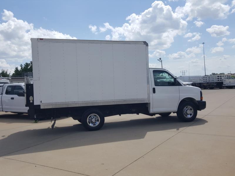 Chevrolet Express G3500 139" 2015