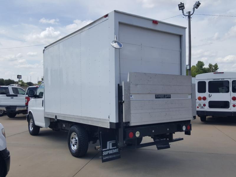 Chevrolet Express G3500 139" 2015
