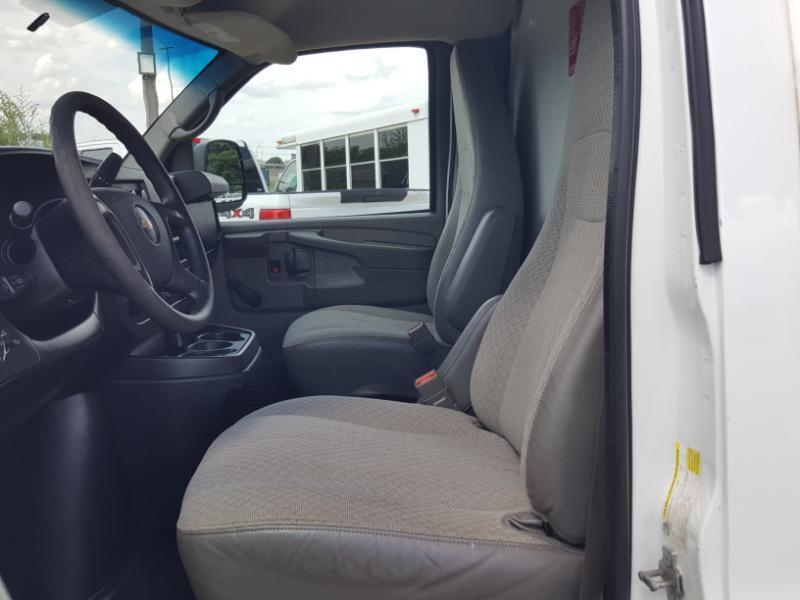 Chevrolet Express G3500 139" 2015