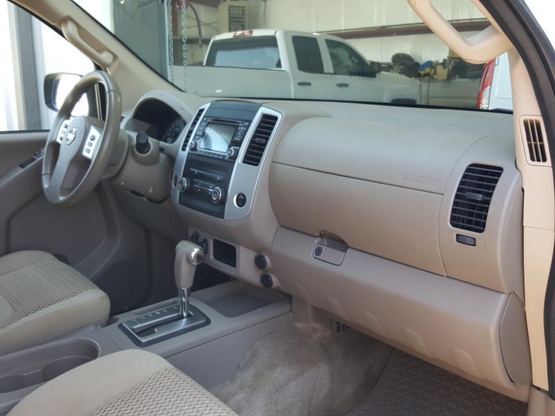 Nissan Frontier SV King Cab 4X4 V6 2015