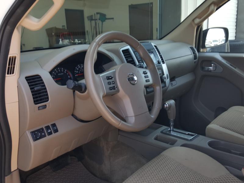 Nissan Frontier SV King Cab 4X4 V6 2015