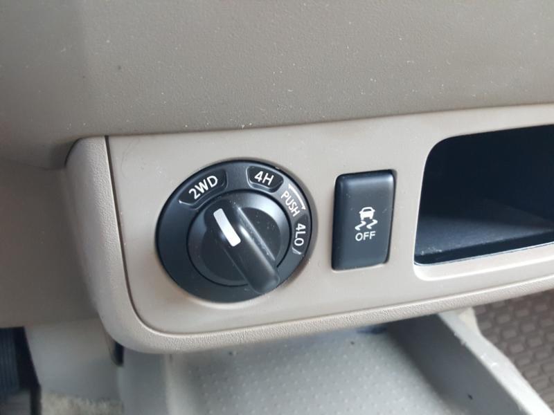 Nissan Frontier SV King Cab 4X4 V6 2015
