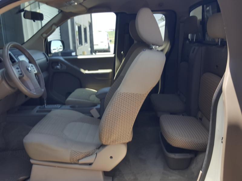 Nissan Frontier SV King Cab 4X4 V6 2015