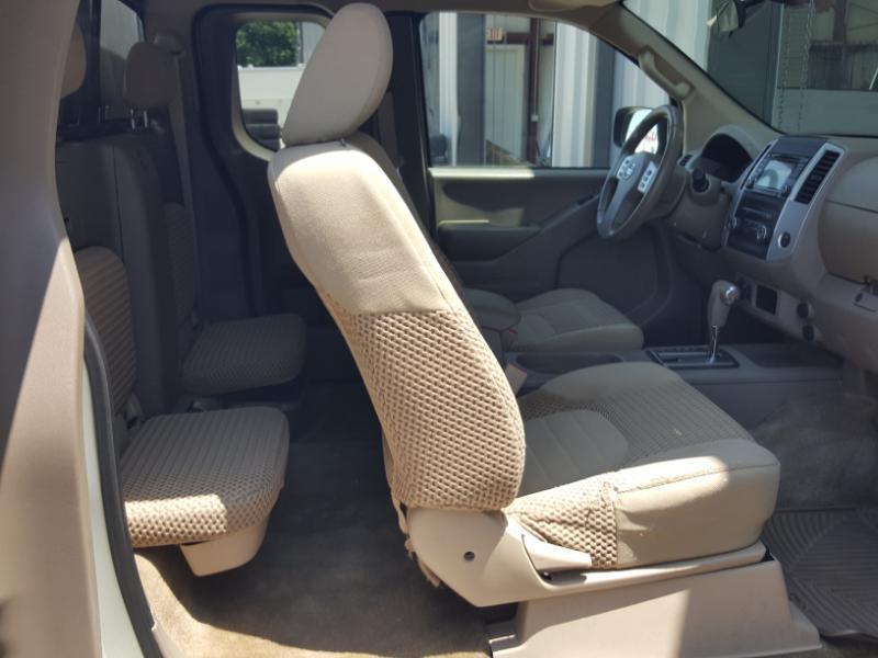 Nissan Frontier SV King Cab 4X4 V6 2015