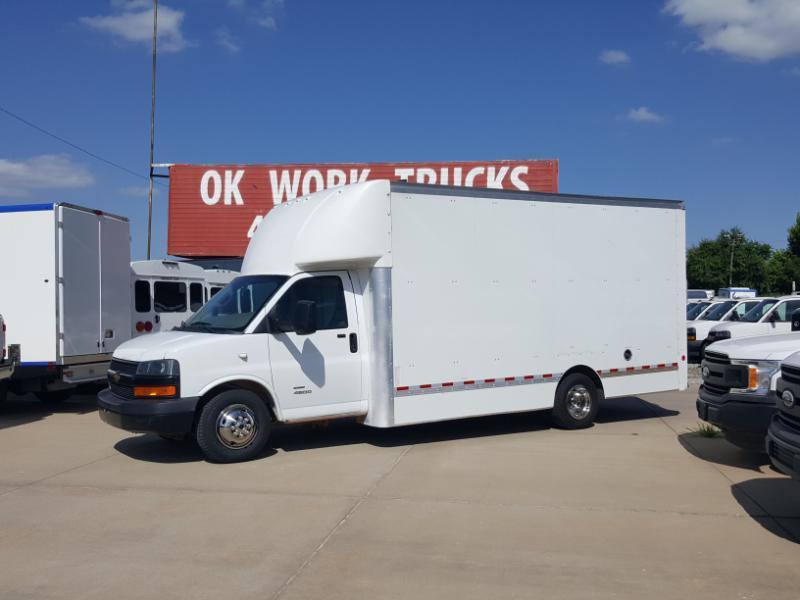 Chevrolet Express G4500 177" 2023
