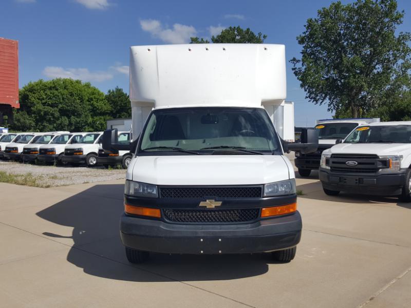 Chevrolet Express G4500 177" 2023