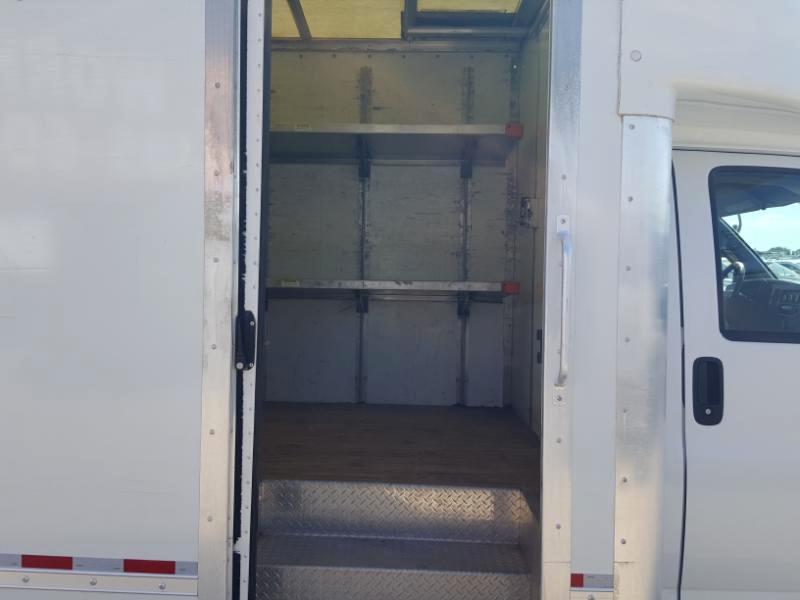 Chevrolet Express G4500 177" 2023