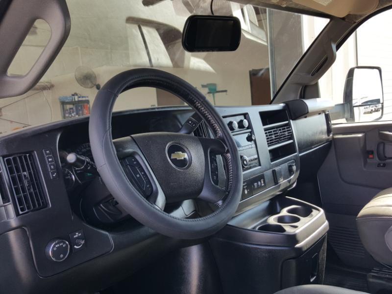 Chevrolet Express G4500 177" 2023