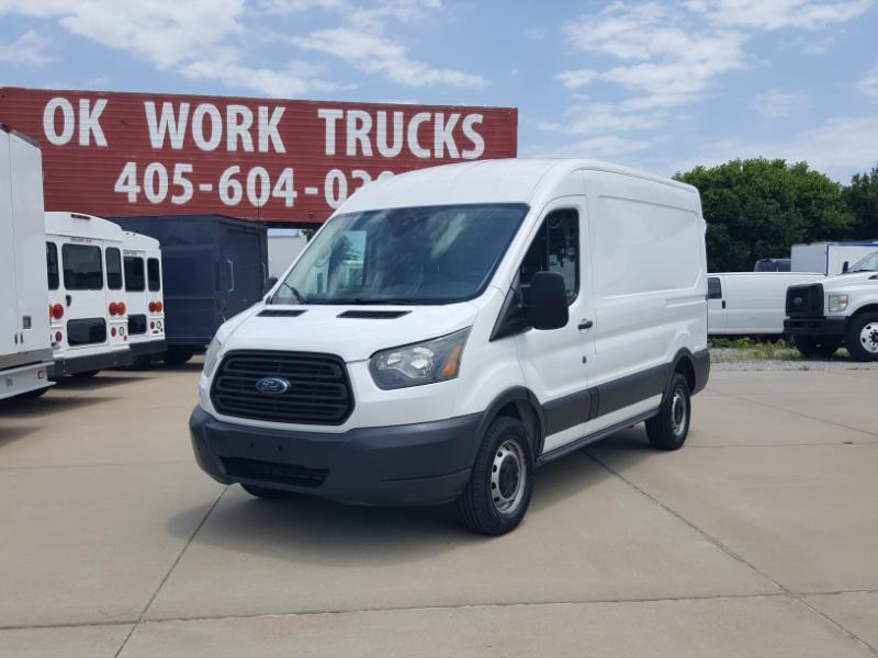 Ford Transit 250 Van Med. Roof w/Sliding Pass. 130-in. WB 2016