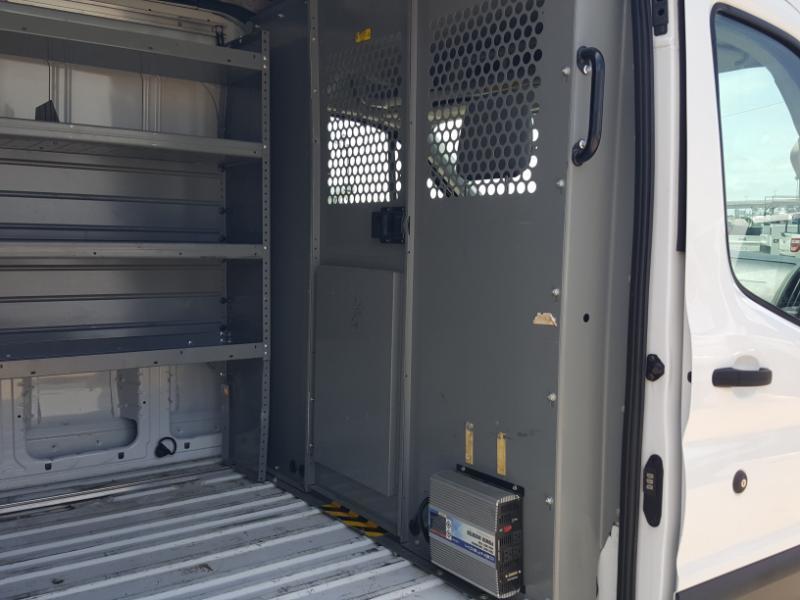 Ford Transit 250 Van Med. Roof w/Sliding Pass. 130-in. WB 2016