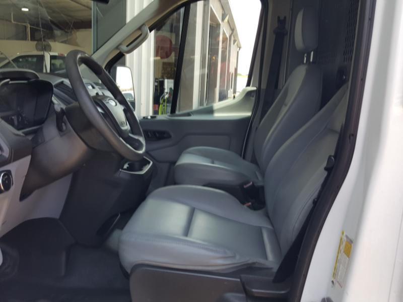 Ford Transit 250 Van Med. Roof w/Sliding Pass. 130-in. WB 2016