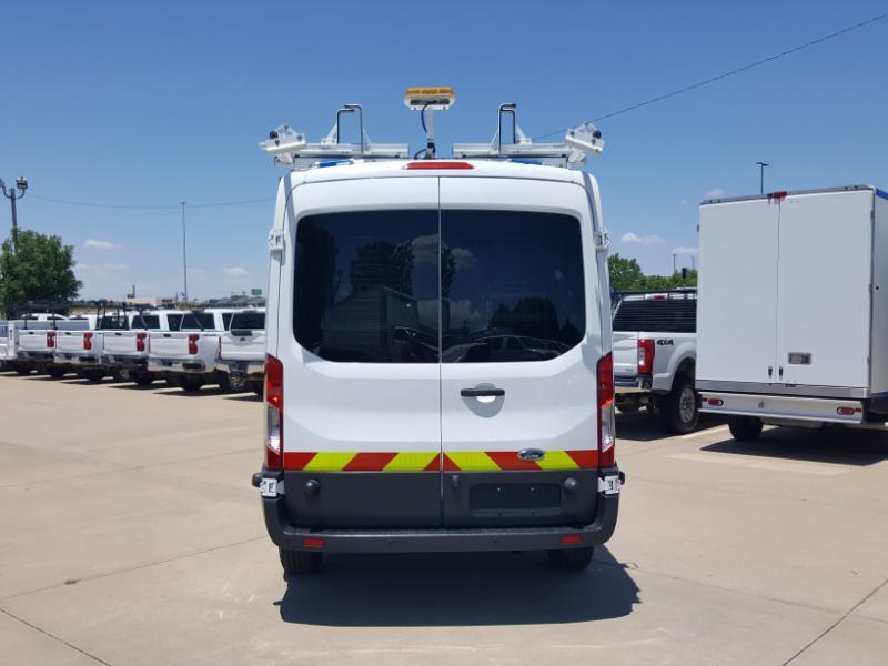 Ford Transit 250 Van Med. Roof w/Sliding Pass. 148-in. WB 2017