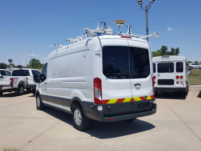 Ford Transit 250 Van Med. Roof w/Sliding Pass. 148-in. WB 2017