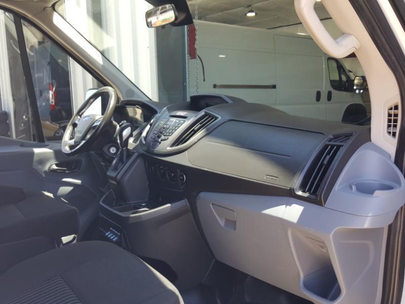 Ford Transit 250 Van Med. Roof w/Sliding Pass. 148-in. WB 2017