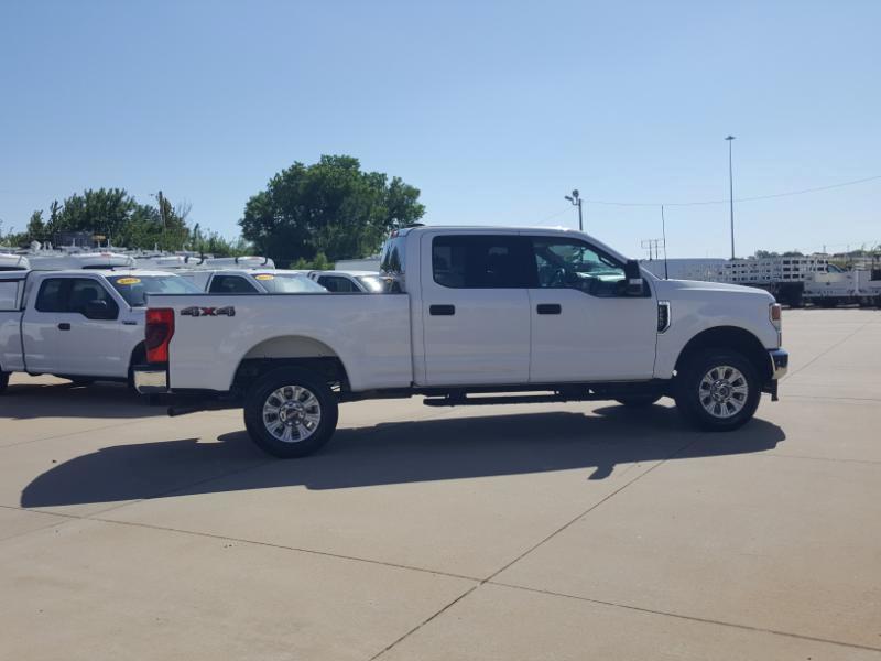 Ford F-250 SD XLT Crew Cab 4WD 2021