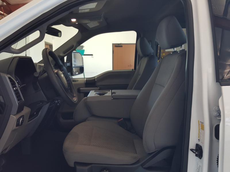 Ford F-250 SD XLT Crew Cab 4WD 2021
