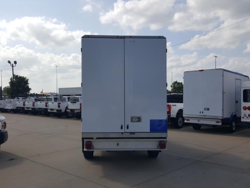 Ford Econoline E-350 Super Duty 2023