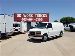 2014 GMC Savana 