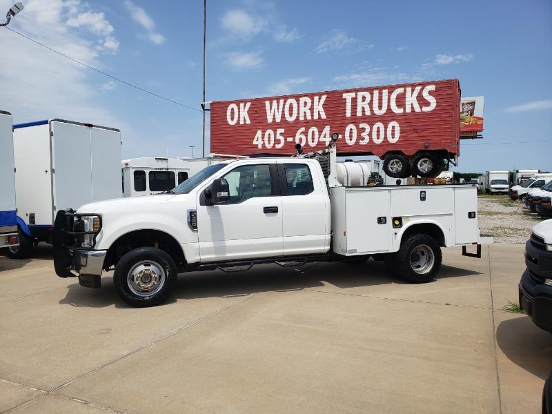 Ford F-350 SD XL SuperCab Long Bed DRW 4WD 2018