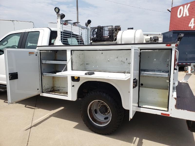 Ford F-350 SD XL SuperCab Long Bed DRW 4WD 2018