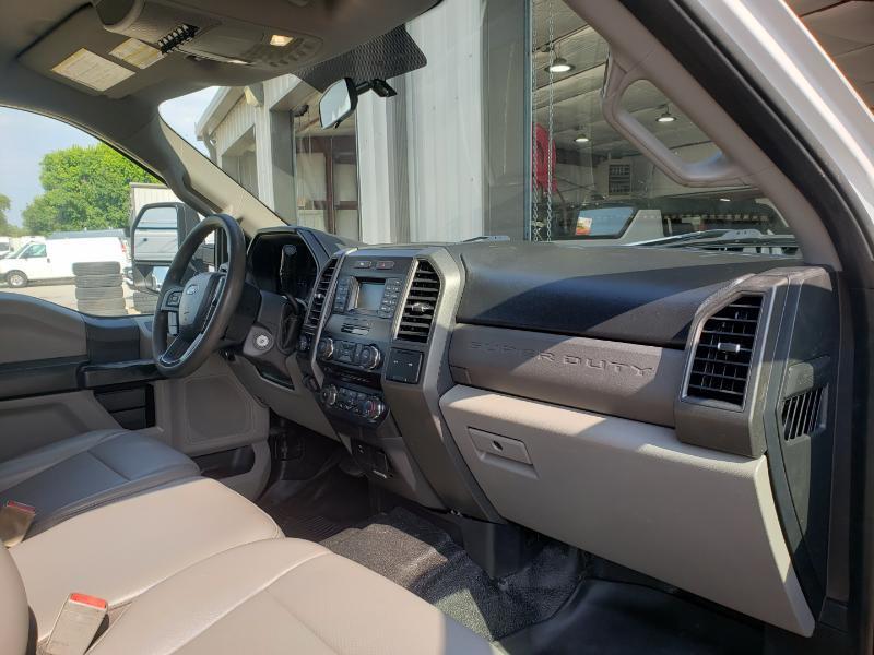 Ford F-350 SD XL SuperCab Long Bed DRW 4WD 2018