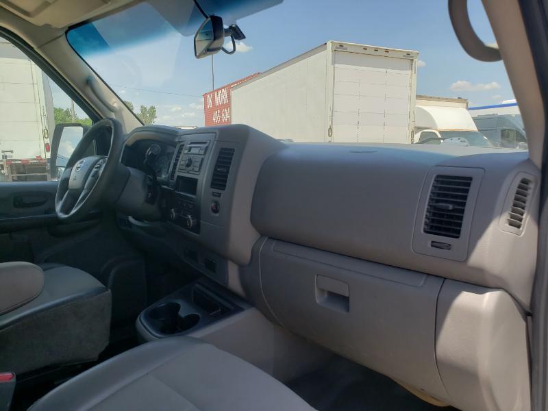 Nissan NV Cargo 2500 HD S V6 High Roof 2016