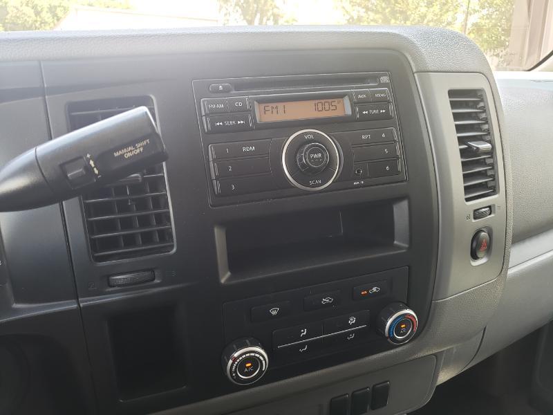 Nissan NV Cargo 2500 HD S V6 High Roof 2016