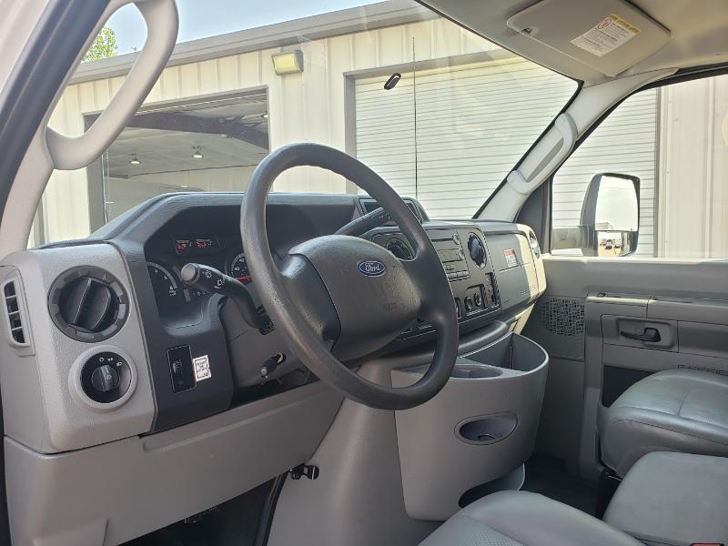 Ford Econoline E350 2019
