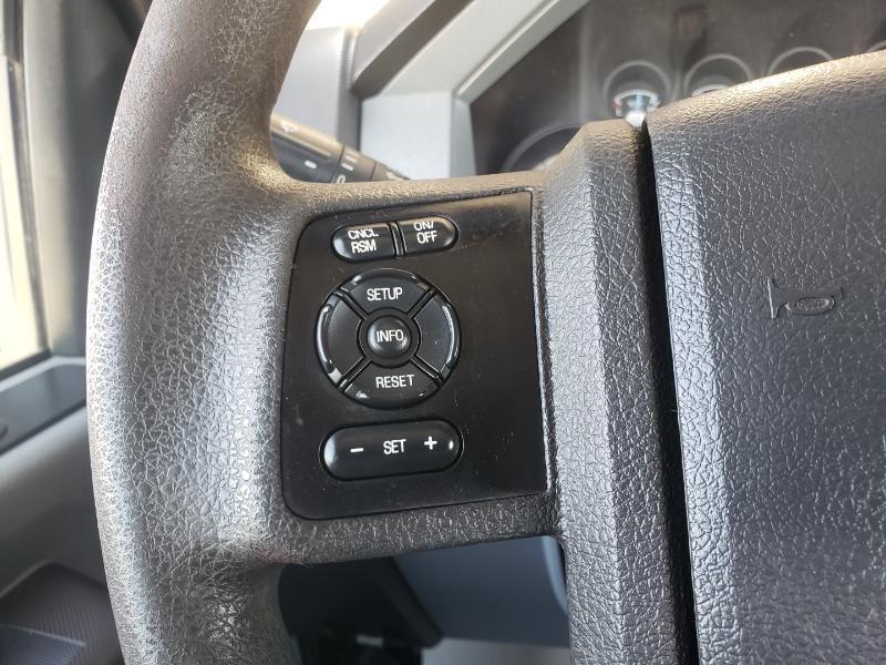 Ford F-350 SD XL DRW 2WD 2012