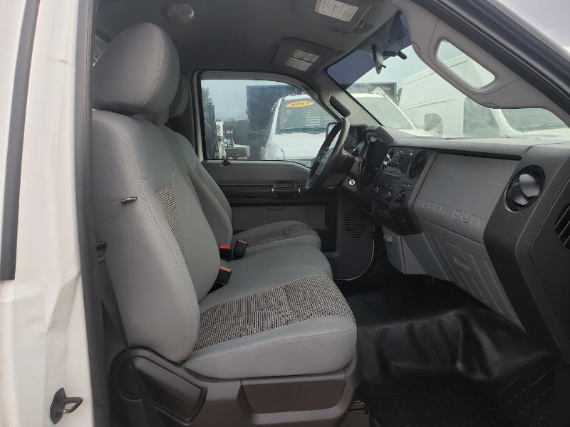 Ford F-350 SD XL DRW 2WD 2012
