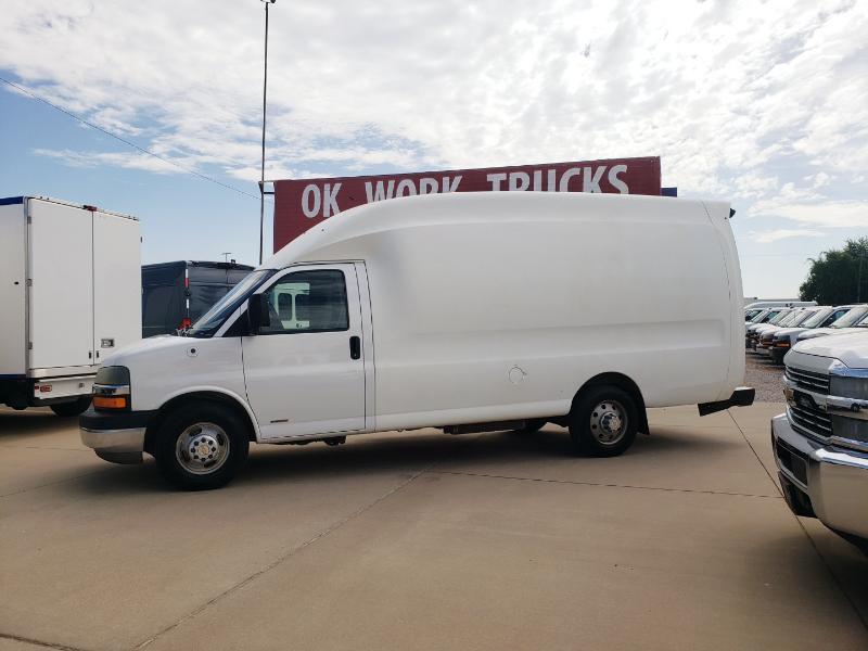 Chevrolet Express G3500 2010