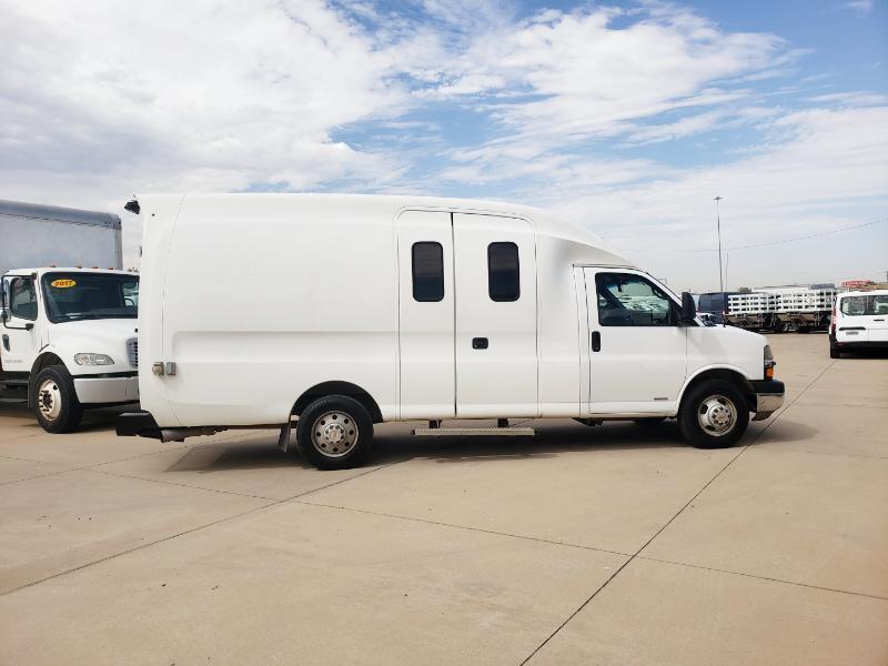 Chevrolet Express G3500 2010