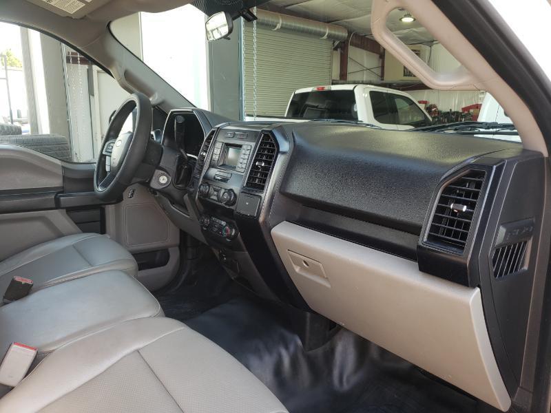 Ford F-150 XL 8-ft. Bed 2WD 2016