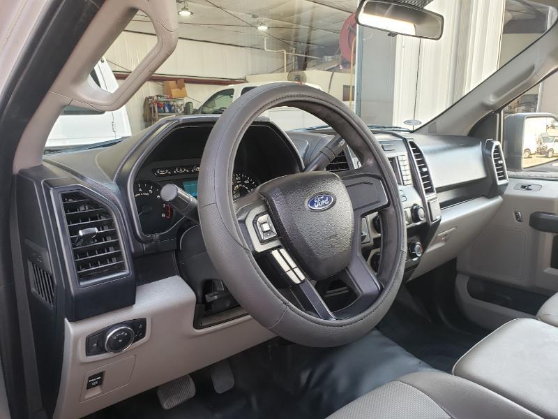 Ford F-150 XL 8-ft. Bed 2WD 2016