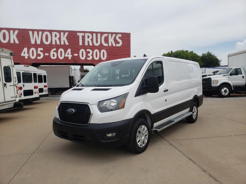 Ford Transit 250 Van 2023
