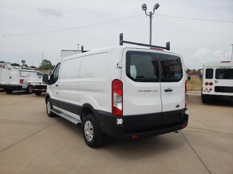 Ford Transit 250 Van 2023