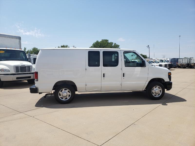 Ford Econoline E-150 2013