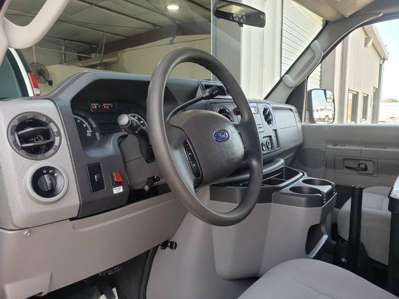 Ford Econoline E-150 2013